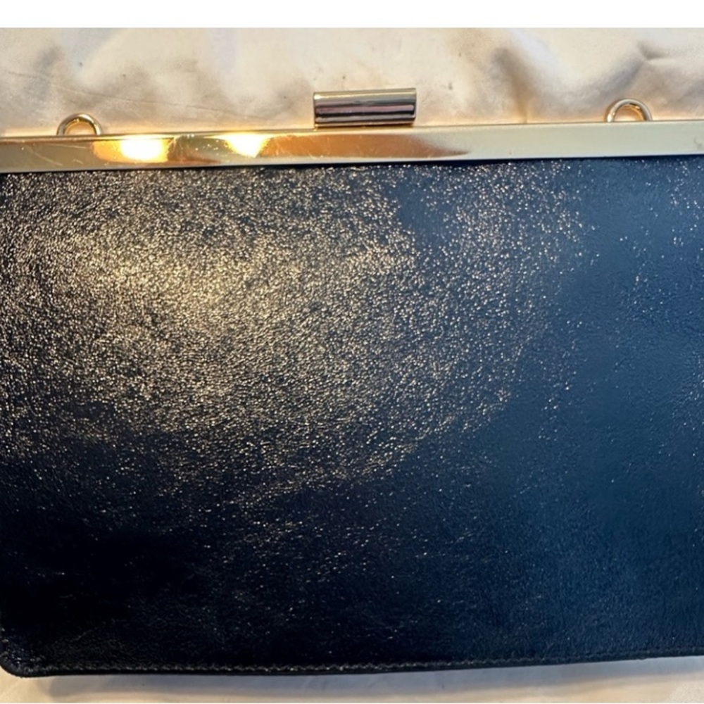 Persaman New York leather 2 in 1 clutch/crossbody bag